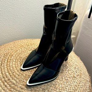 🖤 Fendi | Authentic Ankle Boots | Size 38 🖤